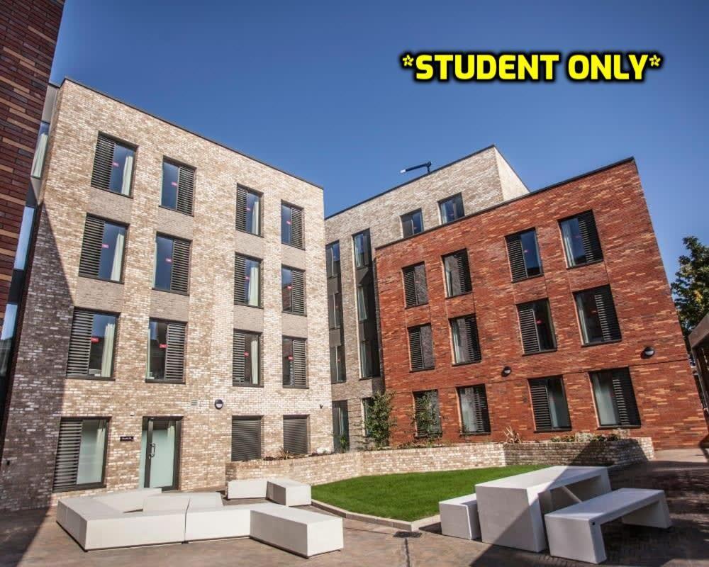 Student Only Zeni Ensuite Rooms, Colchester Eksteriør bilde