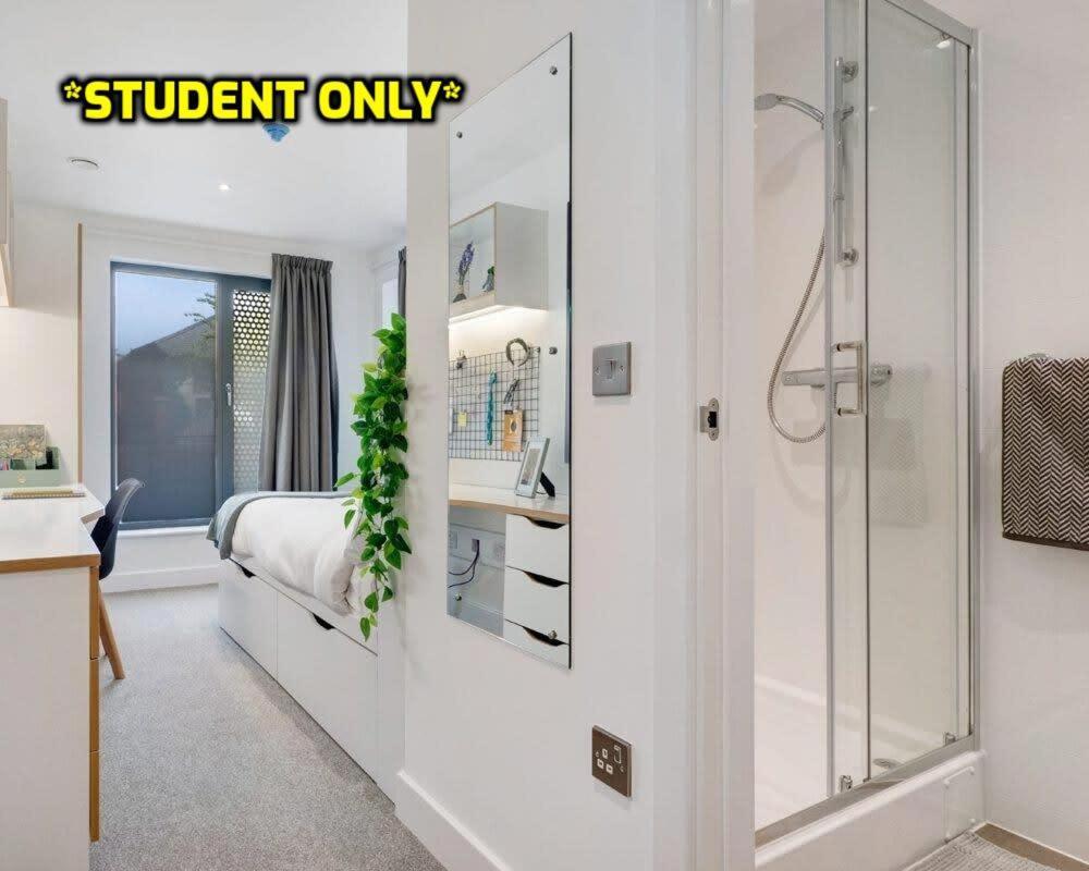 Student Only Zeni Ensuite Rooms, Colchester Eksteriør bilde