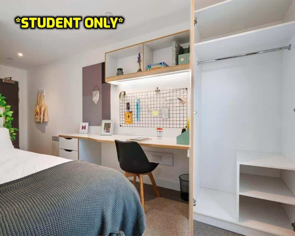 Student Only Zeni Ensuite Rooms, Colchester Eksteriør bilde